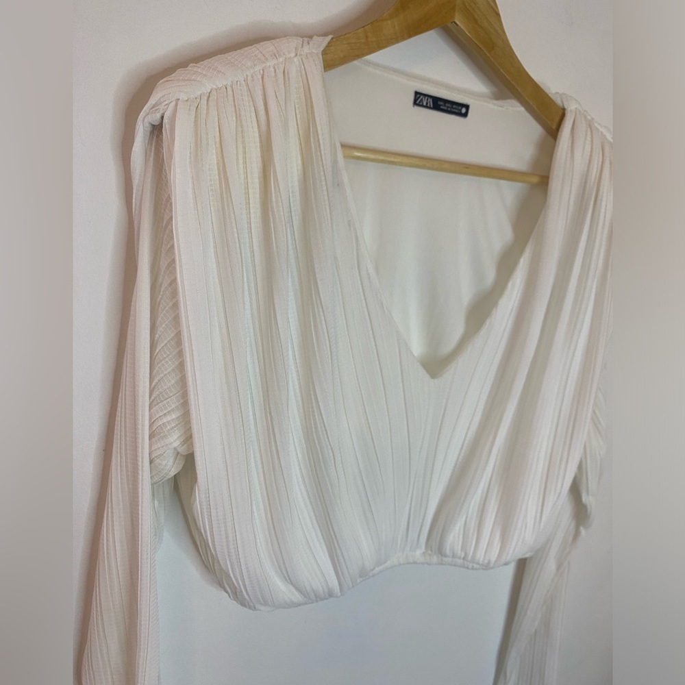 Zara White Pleated Blouse